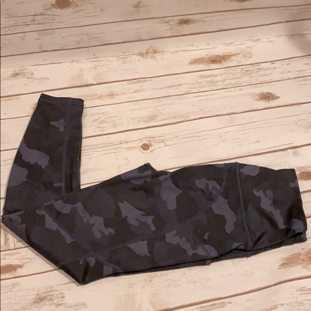Navy and black camo leggings. Super soft.